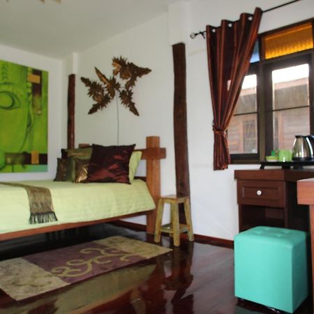 Kalaka Homestay Ban Ban San Sai Buitenkant foto